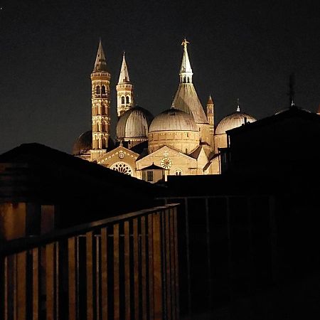 Residenza Subitosanto "Gigliola" 9A - Bilocale Con Terrazzo Esclusivo Cupola Basilica Di Sant'Antonio- Lejlighed Padova Eksteriør billede