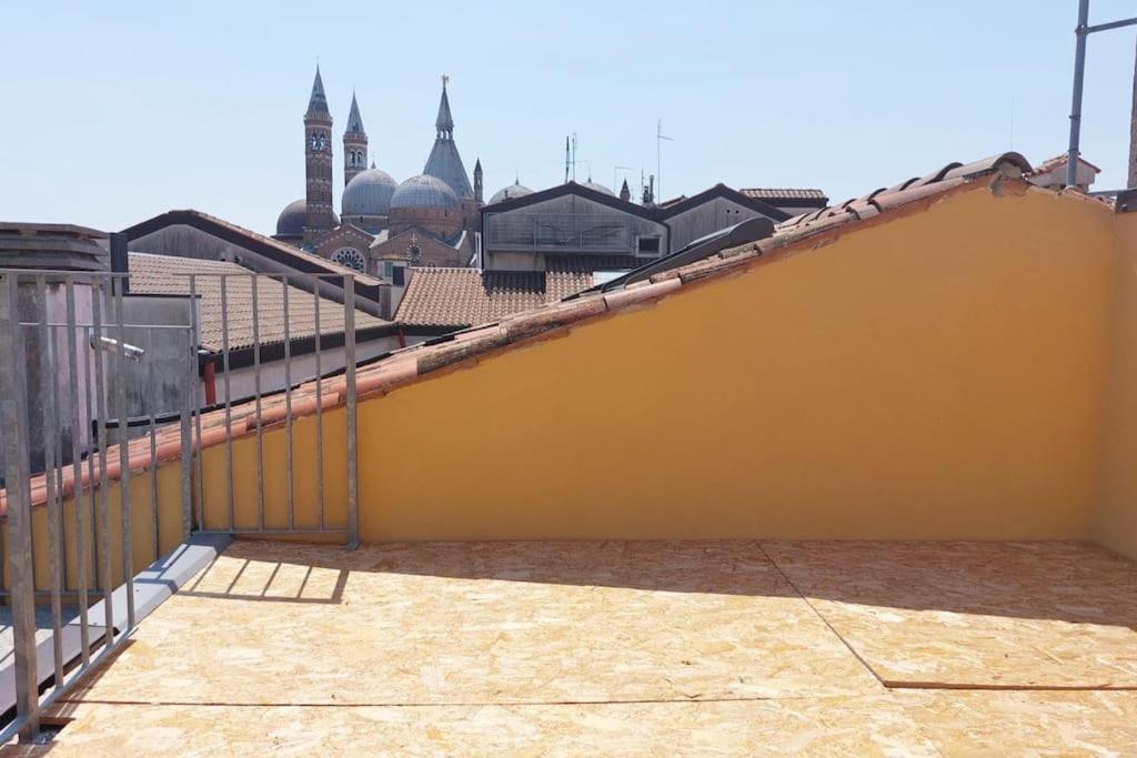 Residenza Subitosanto "Gigliola" 9A - Bilocale Con Terrazzo Esclusivo Cupola Basilica Di Sant'Antonio- Lejlighed Padova Eksteriør billede