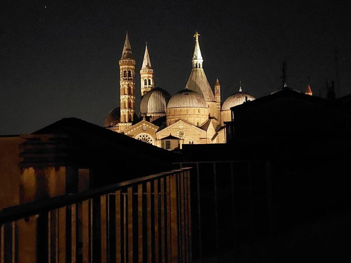 Residenza Subitosanto "Gigliola" 9A - Bilocale Con Terrazzo Esclusivo Cupola Basilica Di Sant'Antonio- Lejlighed Padova Eksteriør billede